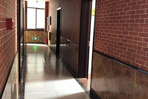 Unclassified image, 4 of 11, button - Guzhen Zihao Hotel (Guzhen)