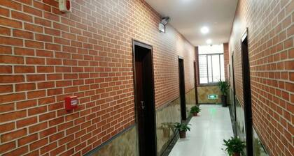 Guzhen Zihao Hotel