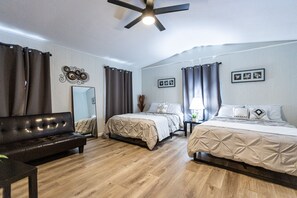 4 bedrooms, desk, iron/ironing board, free WiFi