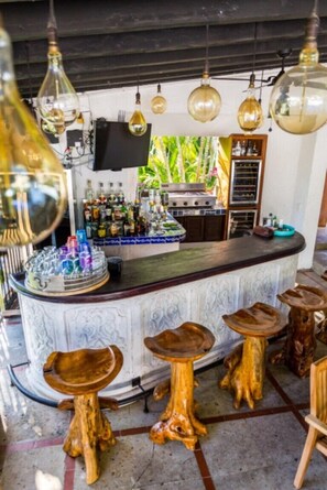 ラグジュアリー ヴィラ | ミニバー