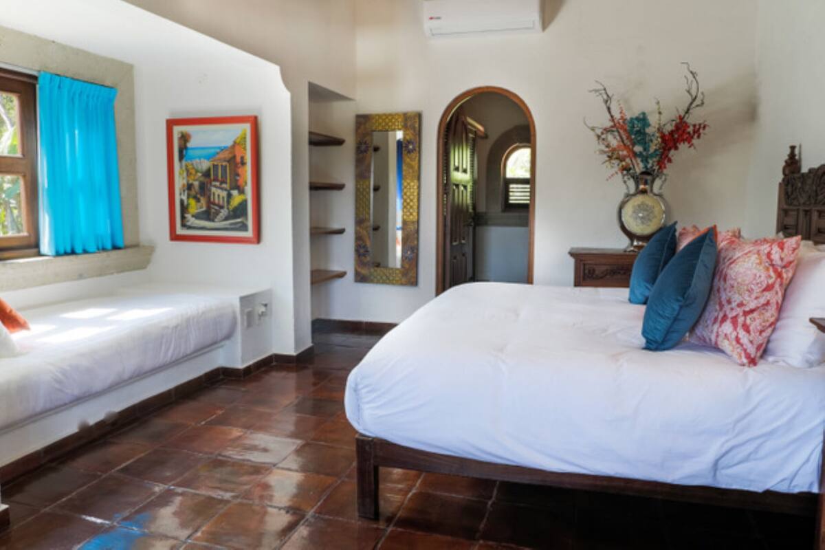 Panoramic Double Room, Multiple Beds, Hill View, Corner | Premium bedding, Select Comfort beds, in-room safe, laptop workspace