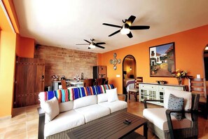 Smart TV y oficina 