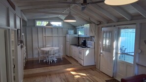 Fridge, microwave, oven, stovetop - Cozy, clean, newly renovated two bedroom cottage on the waterfront. (South Bruce Peninsula)