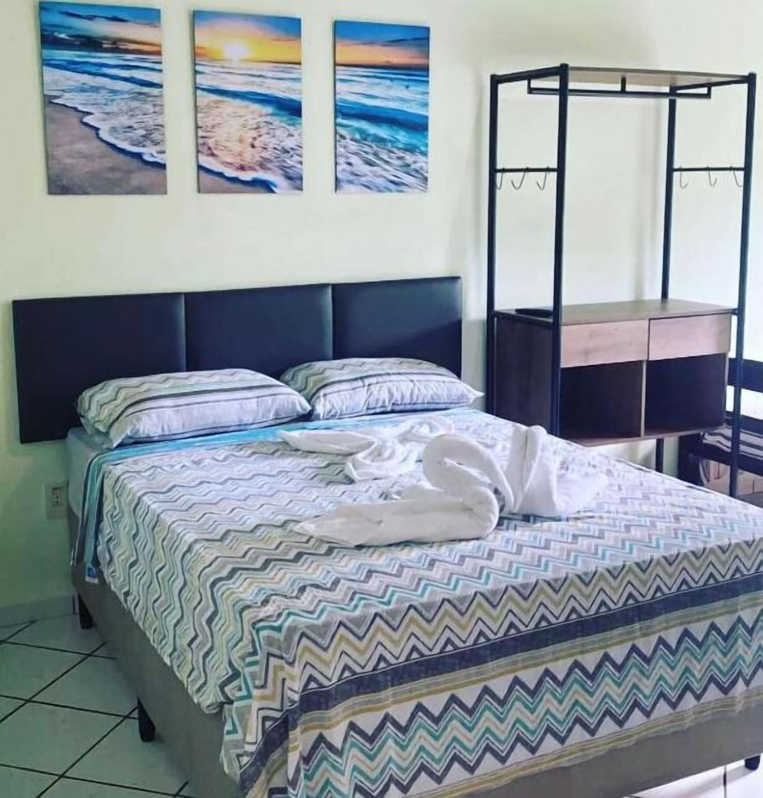 Desk, free WiFi, bed sheets