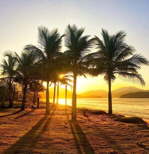 Beach nearby - Pousada Meraki Beach (Caraguatatuba)