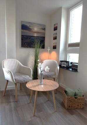 Uklassifisert bilde, 4 av 16, knapp