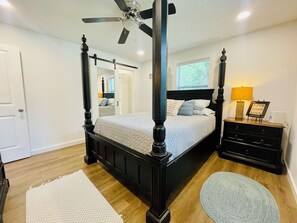 3 Schlafzimmer, Zimmersafe, Bügeleisen/Bügelbrett, Reisekinderbett