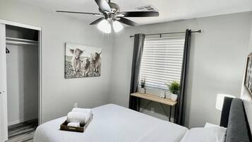 3 bedrooms, iron/ironing board, free WiFi, bed sheets