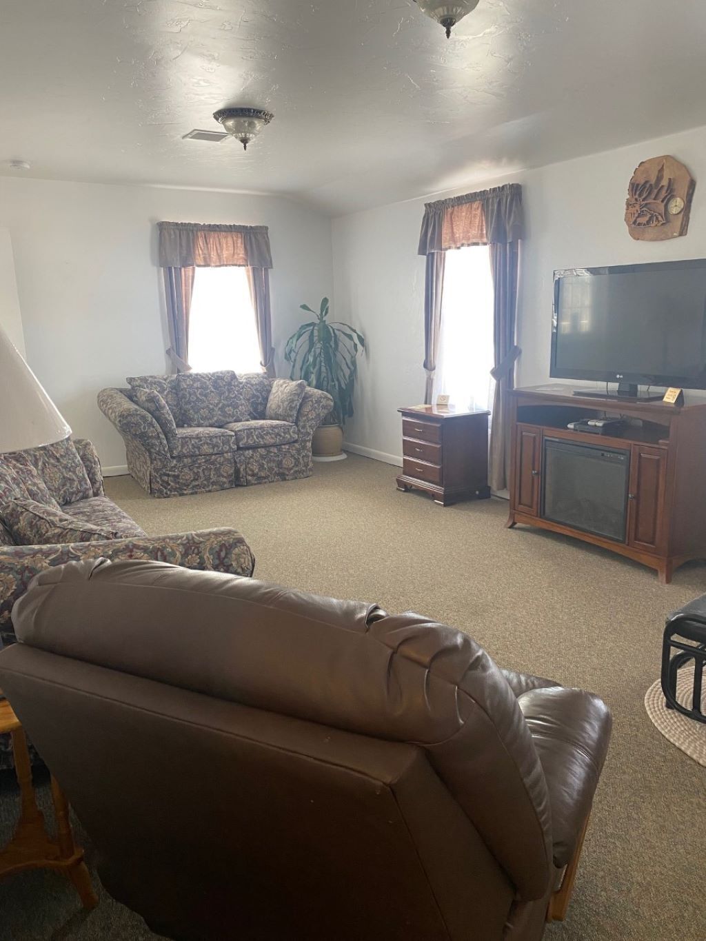 Cozy & Clean Queen Room