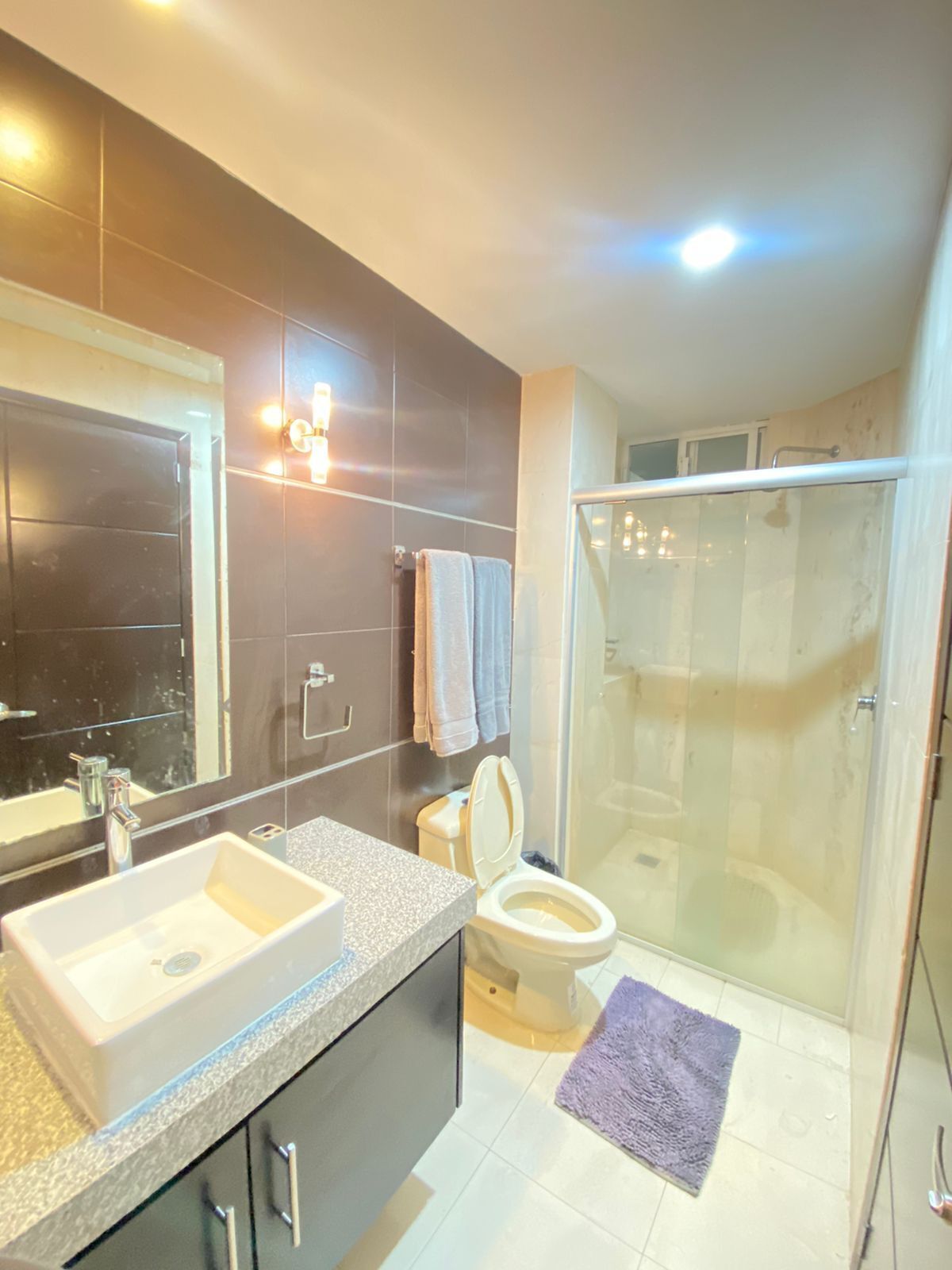 Luxury 3 BR Penthouse w/ Jacuzzi & Infinity Pool