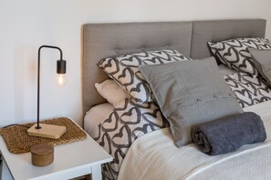 2 chambres, fer et planche à repasser, Wi-Fi, literie fournie