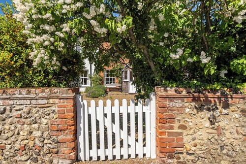 A cozy cottage on the North Norfolk coast