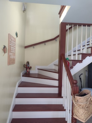 Interior - 1-bedroom poolhouse w/private heated pool, within 10 miles to 11 distilleries. (Bloomfield)