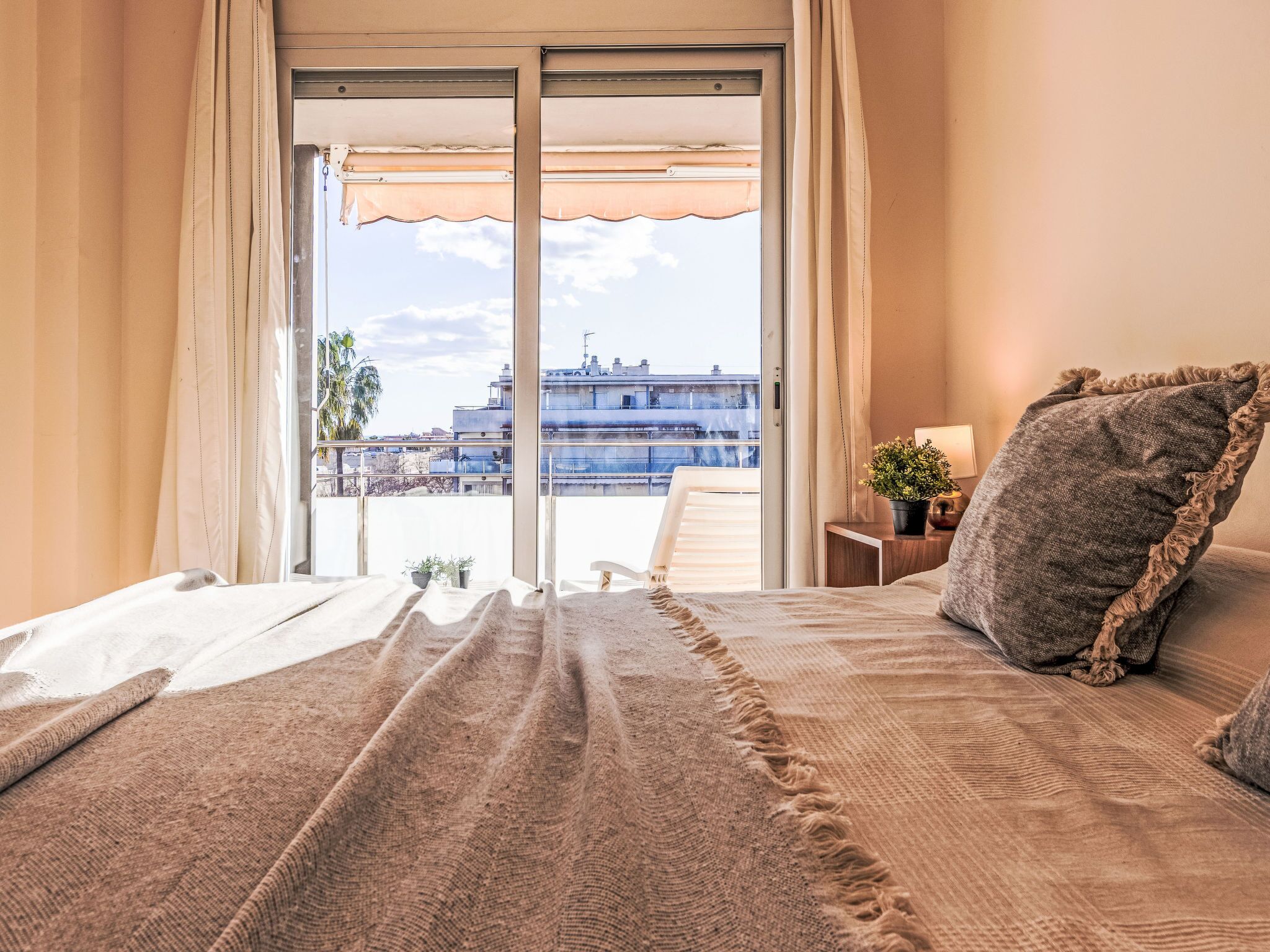 2 bedrooms, Internet