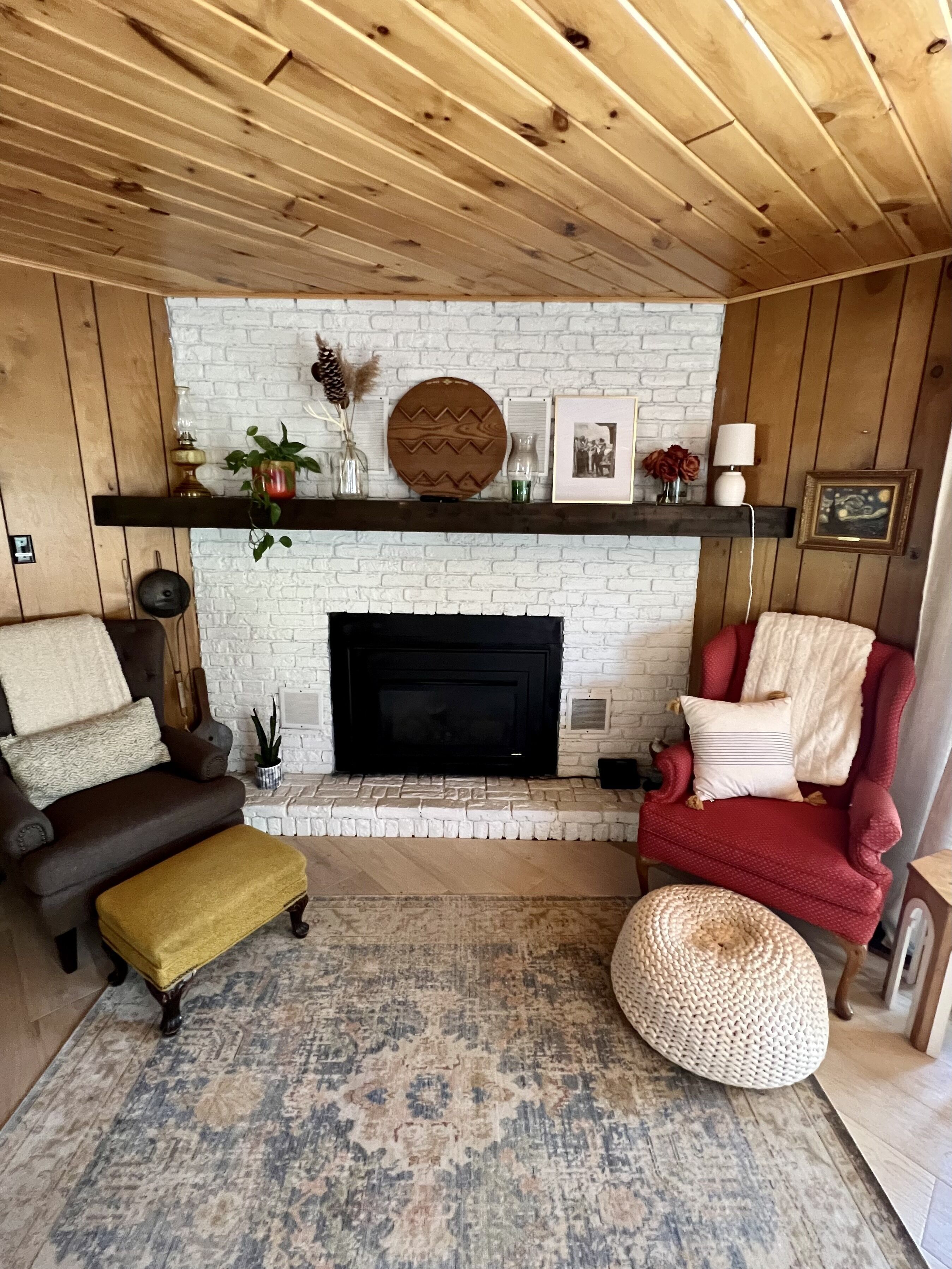 🌟 Welcome to your dream vacation at Lily Lake in Webb Lake, Wisconsin! 🌟