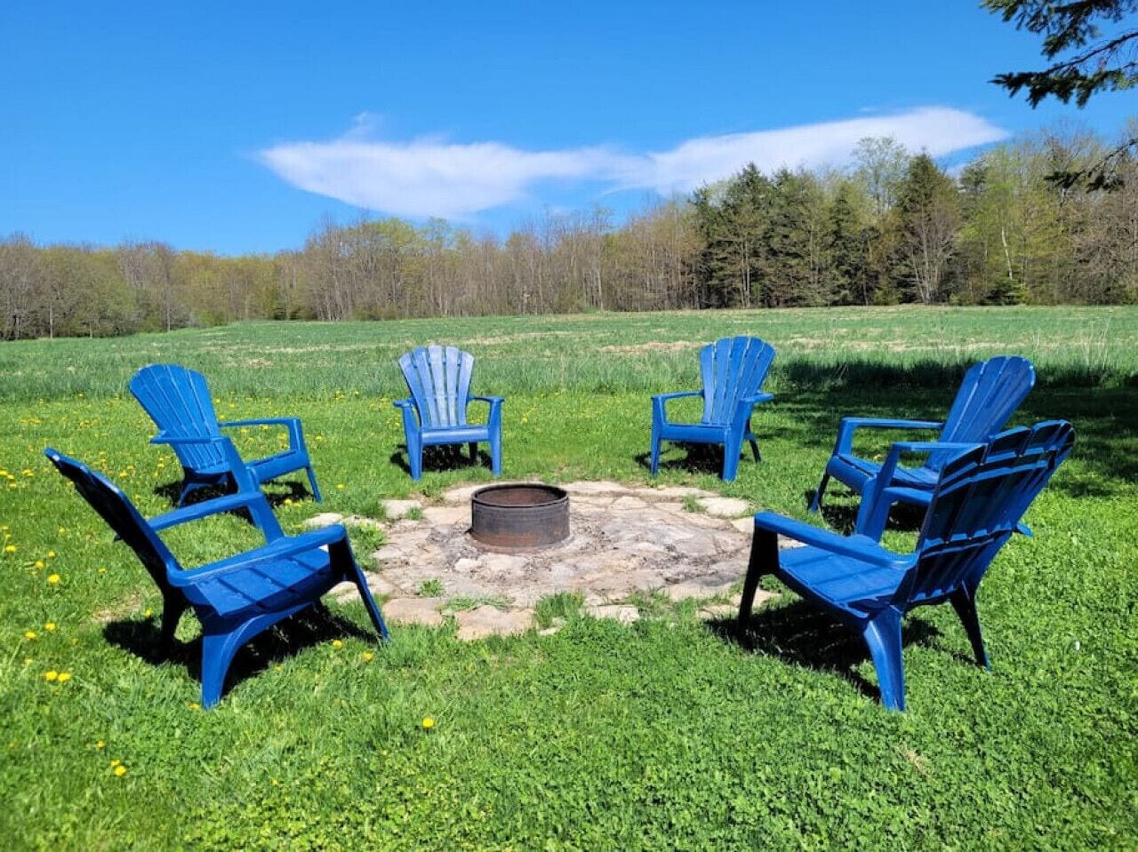 Lions Head · Family friendly cottage ☆walking distance to beach