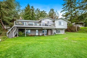 Exterior - Waterfront home on Saratoga Passage with amazing view, deck & beach access (Greenbank)