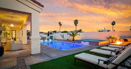 Luxury Lakeviews, heated pool, spa & firepit near Havasu Riviera Marina