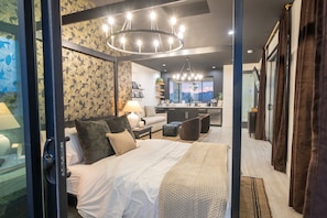 5 habitaciones, tabla de planchar con plancha y wifi gratis