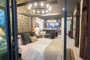 5 bedrooms, iron/ironing board, free WiFi, bed sheets