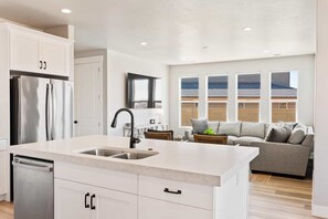 独立别墅, 5 间卧室 | 私人厨房 | 冰箱、烤箱、茶具/咖啡用具、烤面包机