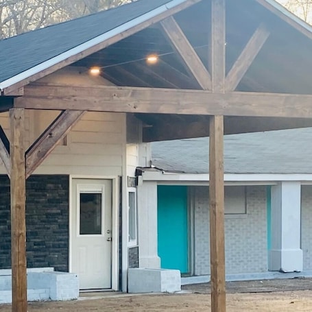 Mặt tiền nơi lưu trú