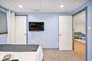 1 chambre, fer et planche Ă repasser, Wi-Fi gratuit, draps fournis