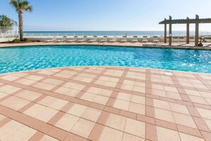 Piscina coperta, una piscina riscaldata