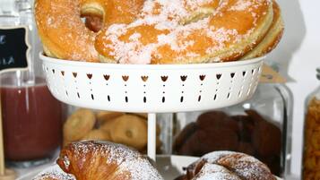 Colazione a buffet inclusa, servita tutte le mattine