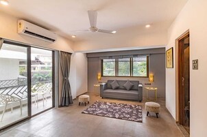 Habitación cuádruple superior | Escritorio, cortinas opacas, sistema de insonorización y wifi gratis