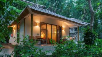 Luxury Cottage (NOT for 0-3 yr Infants / 60+ yr Senior Citizens)