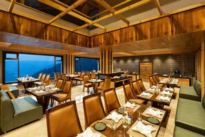 Restaurant - Justa Cliffend Resort & Spa, Mashobra (Shimla)