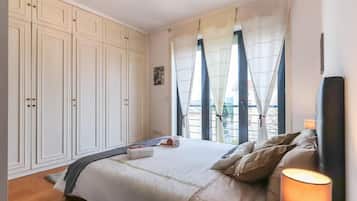 1 dormitorio, tabla de planchar con plancha, Internet