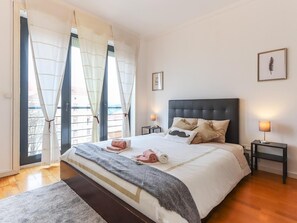 1 bedroom, iron/ironing board, Internet - Vita Portucale | Modern Apartment with Garage (Lisboa)