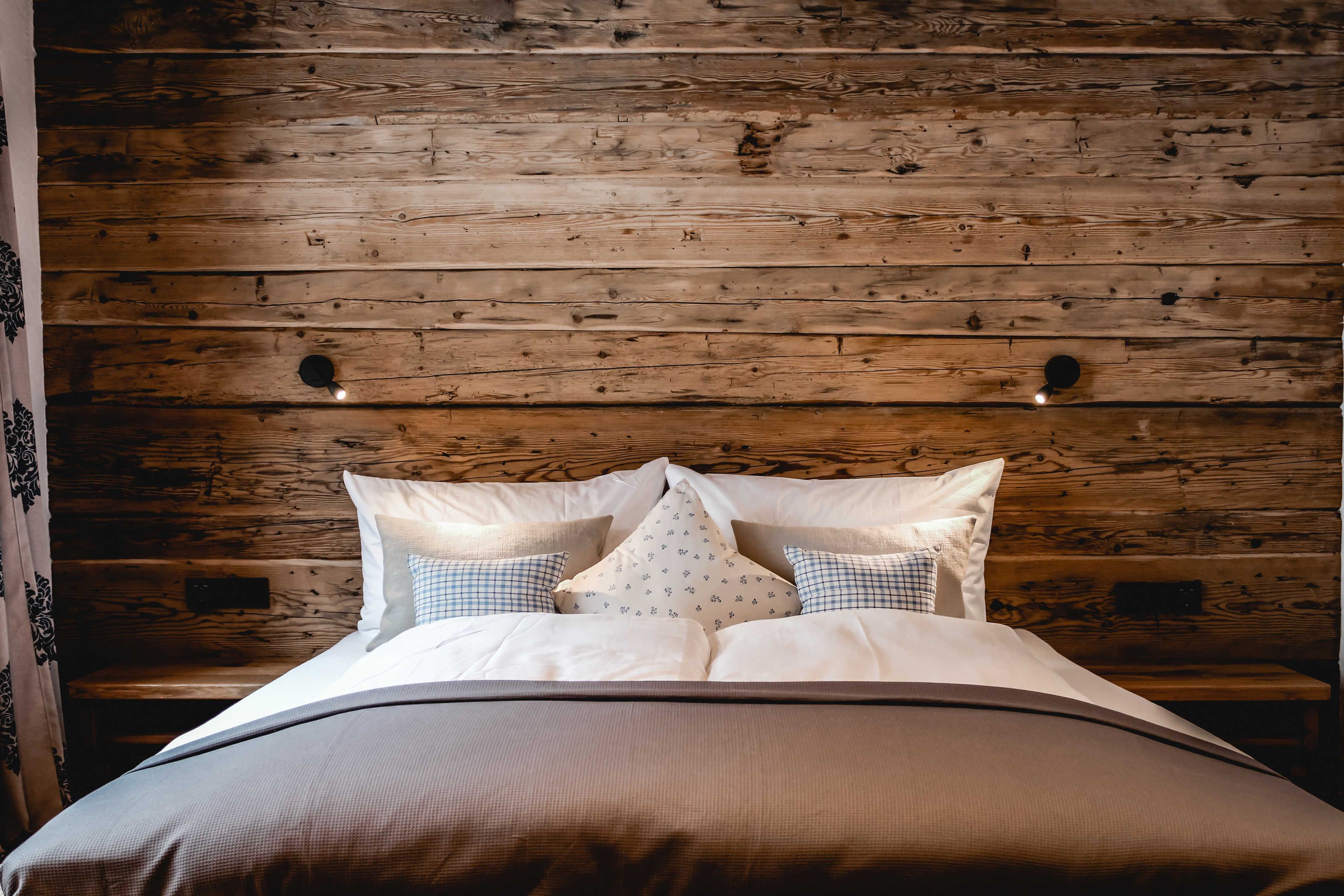 3 Schlafzimmer, Schreibtisch, Reisekinderbett, WLAN