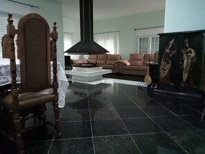 Interior - Finca Campo Viejo with Garden, Terrace & Wi-Fi (Isla Cristina)