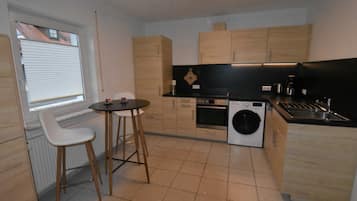 Fridge, oven, dishwasher