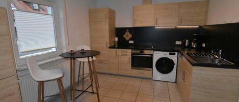 Frigorifero, forno, lavastoviglie