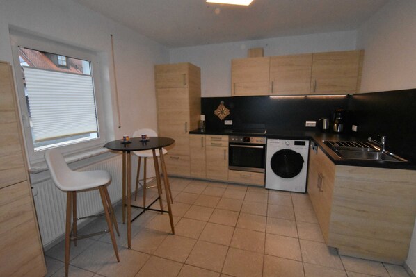 Fridge, oven, dishwasher