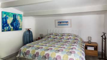 1 habitación, tabla de planchar con plancha y wifi gratis