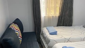 2 bedrooms, desk, iron/ironing board, free WiFi