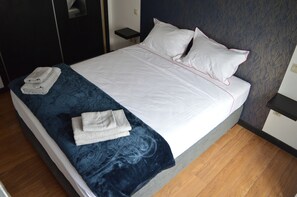 1 bedroom, soundproofing, iron/ironing board, WiFi - Appart Chic EL Pacha hypercentre Gueliz station (Bouvet Island)