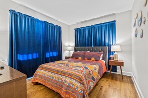 2 bedrooms, desk, iron/ironing board, free WiFi