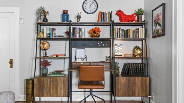 Interior - Plaza Perch -Walk to Plaza & Westport! (Kansas City)