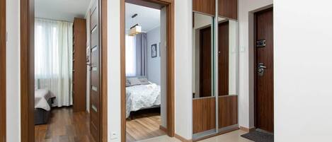 2 bedrooms, desk, iron/ironing board, travel crib