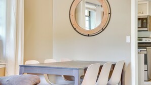 Dining - Half-Mi to Marina: Pet-Friendly Disney Home (Disney)
