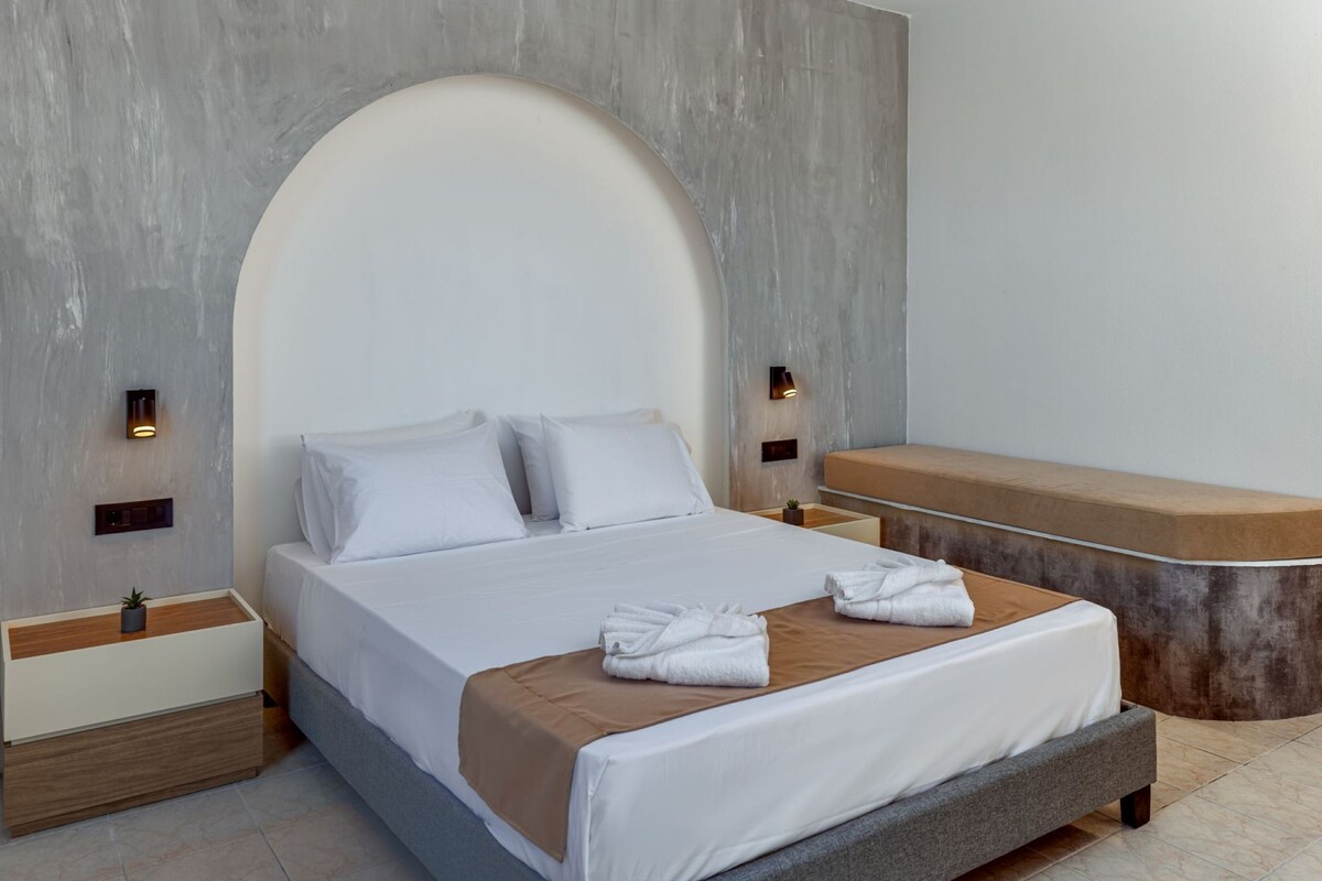 Minibar, coffres-forts dans les chambres, Wi-Fi gratuit, draps fournis