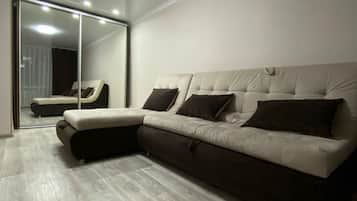 Family Apartment | 1 bedroom, in-room safe, free WiFi