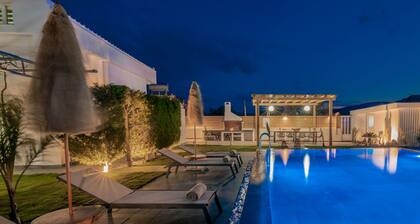 Sonel Luxury Villa, a Grandiose Family Retreat