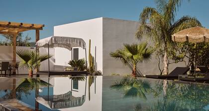 Sonel Luxury Villa, a Grandiose Family Retreat